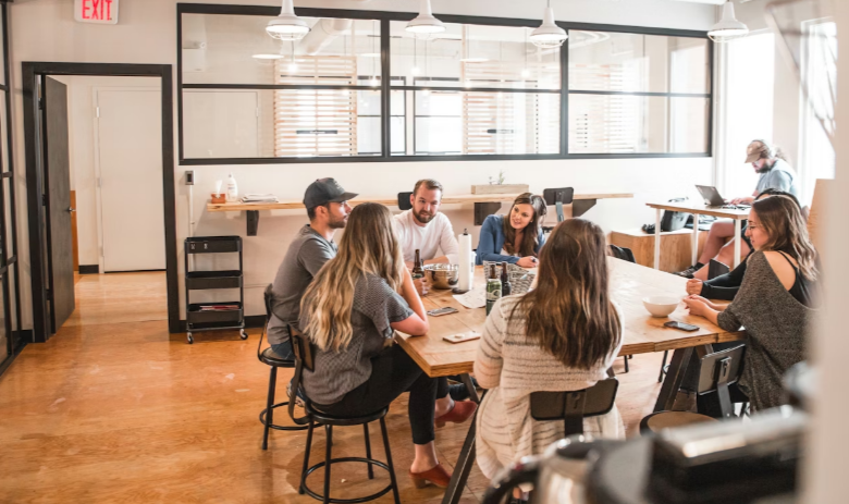 Efficient Ways to Scale a Small Business Team